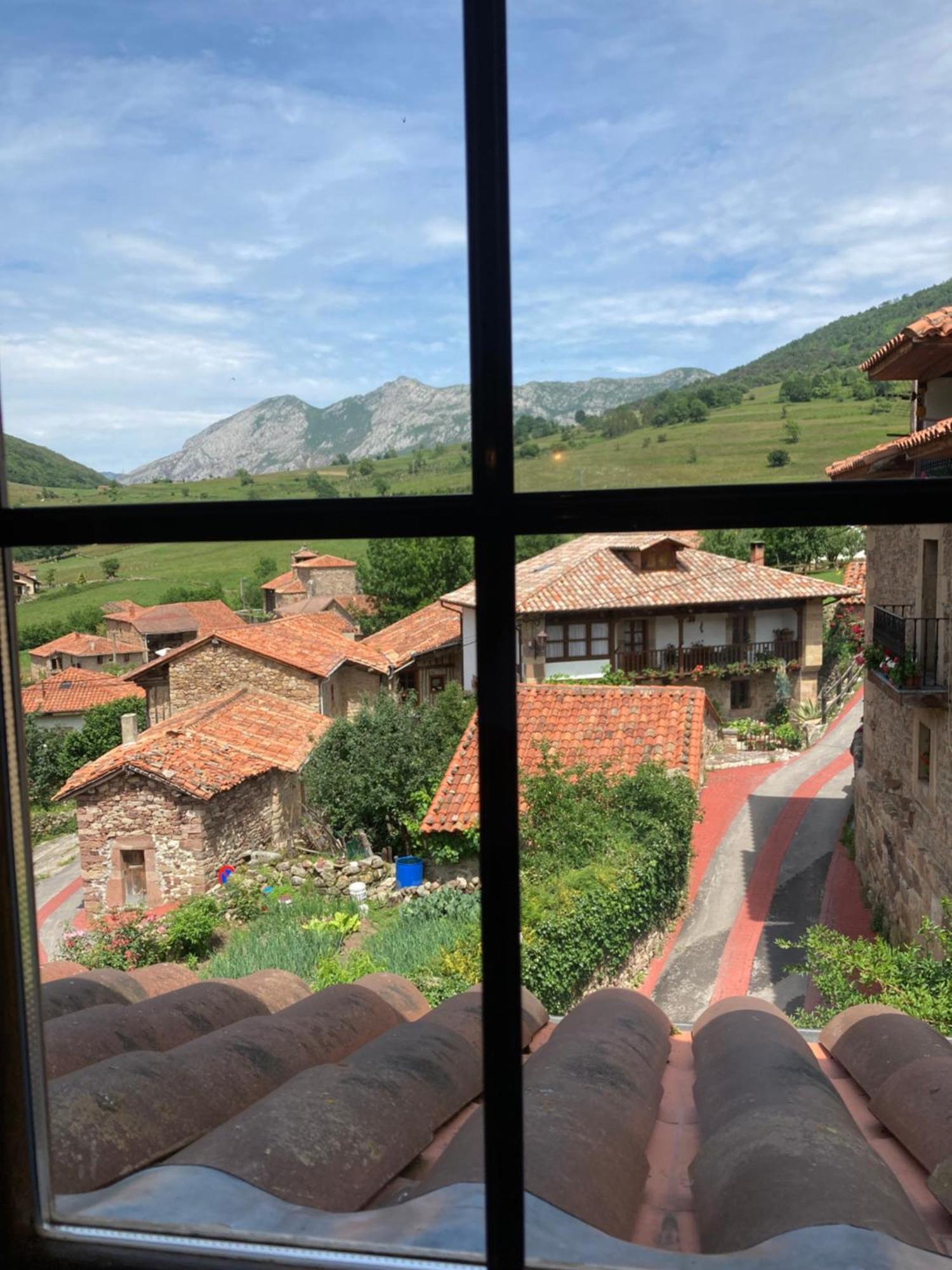 La Valuisilla, Hotel Rural Cicera Exterior photo